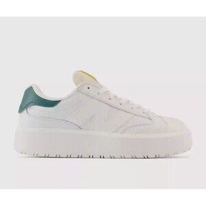 New Balance White and Green Women's Sneakers